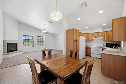6934 E Trails End Lane, Kingman, AZ 86401 - Photo 5