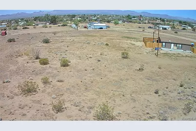 3687 N Mobile Road, Golden Valley, AZ 86413 - Photo 31