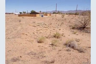 3687 N Mobile Road, Golden Valley, AZ 86413 - Photo 15