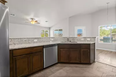 10148 N Acorn Drive, Kingman, AZ 86401 - Photo 9