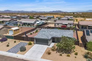 6699 W Hershey Way, Golden Valley, AZ 86413 - Photo 57