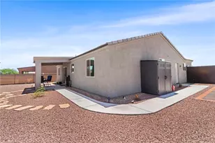 6699 W Hershey Way, Golden Valley, AZ 86413 - Photo 45