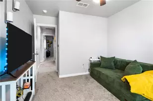 6699 W Hershey Way, Golden Valley, AZ 86413 - Photo 25