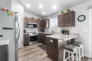 6699 W Hershey Way, Golden Valley, AZ 86413 - Photo 11