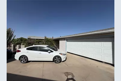 1080 E Huffman Way, Kingman, AZ 86409 - Photo 9