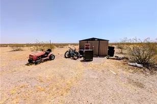 4692 Jasper Rd, Golden Valley, AZ 86413 - Photo 1