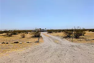 4692 Jasper Rd, Golden Valley, AZ 86413 - Photo 1