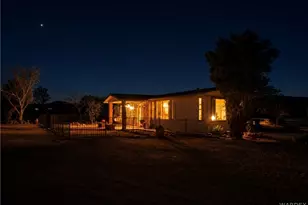 18177 N Peach Dr, Dolan Springs, AZ 86441 - Photo 37