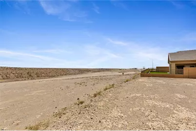 2740 Wilderness Lane, Bullhead City, AZ 86442 - Photo 37