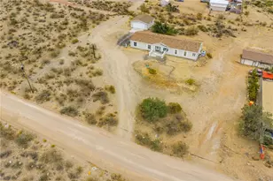 4498 N Smoketree Rd, Golden Valley, AZ 86413 - Photo 5