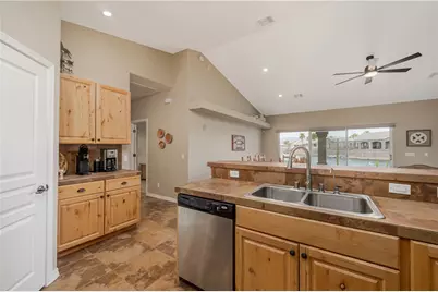 10735 S Shimmering Way, Mohave Valley, AZ 86440 - Photo 19