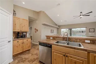 10735 S Shimmering Way, Mohave Valley, AZ 86440 - Photo 19