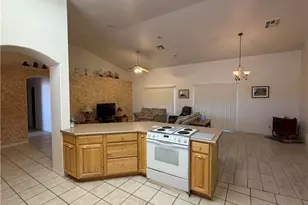 735 W Bradley Bay Dr, Meadview, AZ 86444 - Photo 9