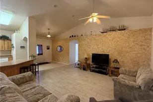 735 W Bradley Bay Dr, Meadview, AZ 86444 - Photo 11