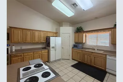 735 W Bradley Bay Drive, Meadview, AZ 86444 - Photo 13