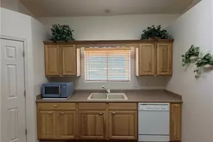 735 W Bradley Bay Dr, Meadview, AZ 86444 - Photo 7