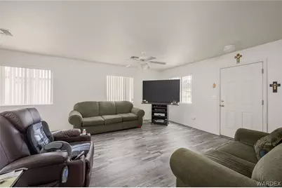 9754 S Arizona Drive, Mohave Valley, AZ 86440 - Photo 13