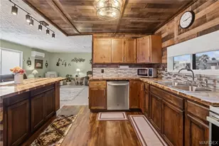 1684 Sierra Vista Dr, Bullhead City, AZ 86442 - Photo 13