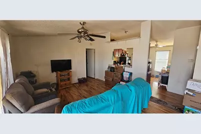 1097 S Concho Road, Golden Valley, AZ 86413 - Photo 3