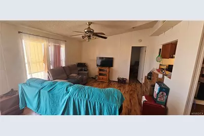 1097 S Concho Road, Golden Valley, AZ 86413 - Photo 5