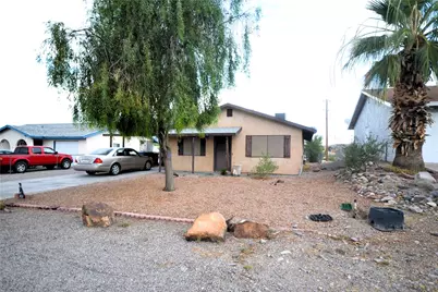 1821 Long Avenue, Bullhead City, AZ 86442 - Photo 1