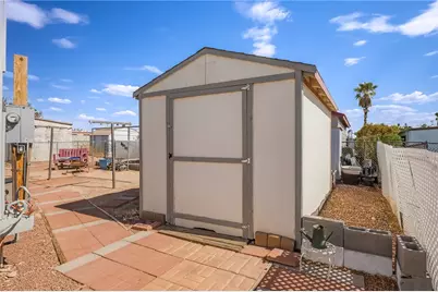 976 Holly Street, Bullhead City, AZ 86442 - Photo 33