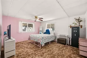 976 Holly St, Bullhead City, AZ 86442 - Photo 9