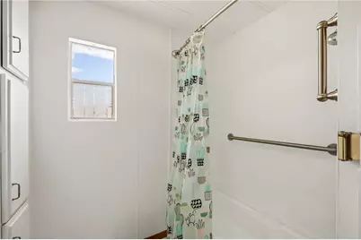 976 Holly Street, Bullhead City, AZ 86442 - Photo 17