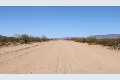 0 Teddy Roosevelt Road, Golden Valley, AZ 86413 - Photo 3