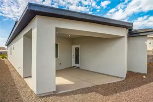 949 Harbor Dr, Bullhead City, AZ 86442 - Photo 9