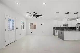 949 Harbor Dr, Bullhead City, AZ 86442 - Photo 15