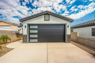 949 Harbor Dr, Bullhead City, AZ 86442 - Photo 3