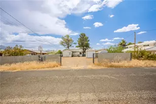 609 Silver St, Kingman, AZ 86401 - Photo 33