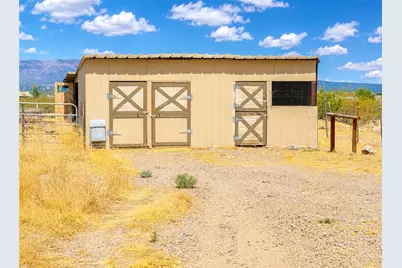 820 S Egar Road, Golden Valley, AZ 86413 - Photo 33