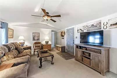820 S Egar Road, Golden Valley, AZ 86413 - Photo 13