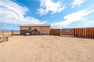 820 S Egar Rd, Golden Valley, AZ 86413 - Photo 57