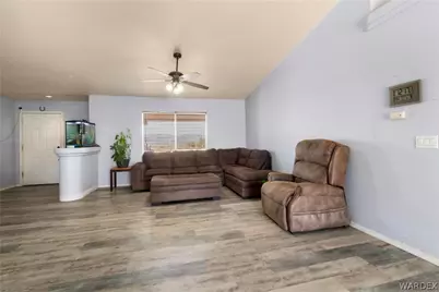 10010 N Concho Drive, Kingman, AZ 86401 - Photo 9