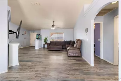 10010 N Concho Drive, Kingman, AZ 86401 - Photo 7