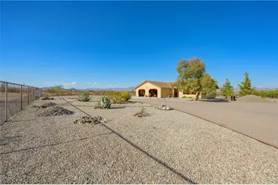 3596 N Emery Park Road, Golden Valley, AZ 86413 - Photo 57