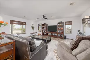 3596 N Emery Park Rd, Golden Valley, AZ 86413 - Photo 19