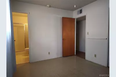 2414 Miami Avenue, Kingman, AZ 86401 - Photo 9