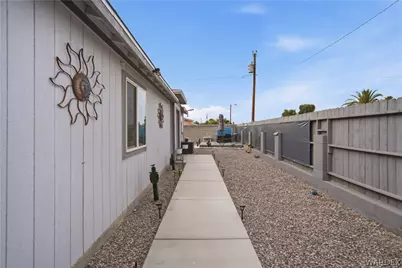 253 Willowood Lane, Bullhead City, AZ 86442 - Photo 5