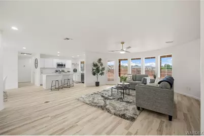 2484 Park Ridge Avenue, Bullhead City, AZ 86429 - Photo 9