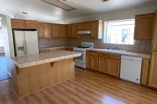 1372 Rubel Ln, Bullhead City, AZ 86442 - Photo 11