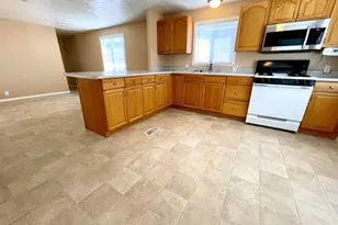 803 Roadrunner Dr, Bullhead City, AZ 86442 - Photo 13