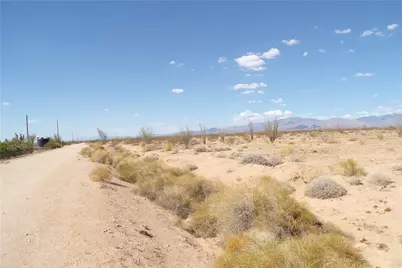 207-23-076 Arroyo Road, Yucca, AZ 86438 - Photo 7