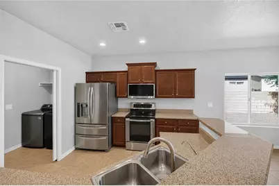 3705 E Angelina Drive, Kingman, AZ 86409 - Photo 9