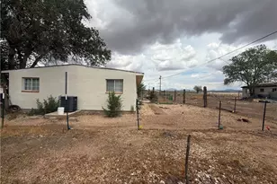21425 I-40, Seligman, AZ 86337 - Photo 13