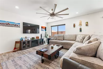 7774 S Calle Del Media, Mohave Valley, AZ 86440 - Photo 13