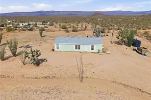 11109 S Alvis Rd, Yucca, AZ 86438 - Photo 25